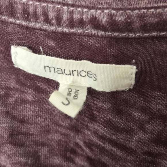 Maurices Guitar Tee - Picture 2 of 3